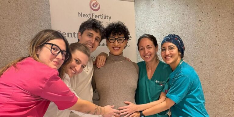 Fecondazione eterologa: la storia di Lorenzo e Doriana, una coppia di pazienti della nostra clinica, raccontata su Vanity Fair.